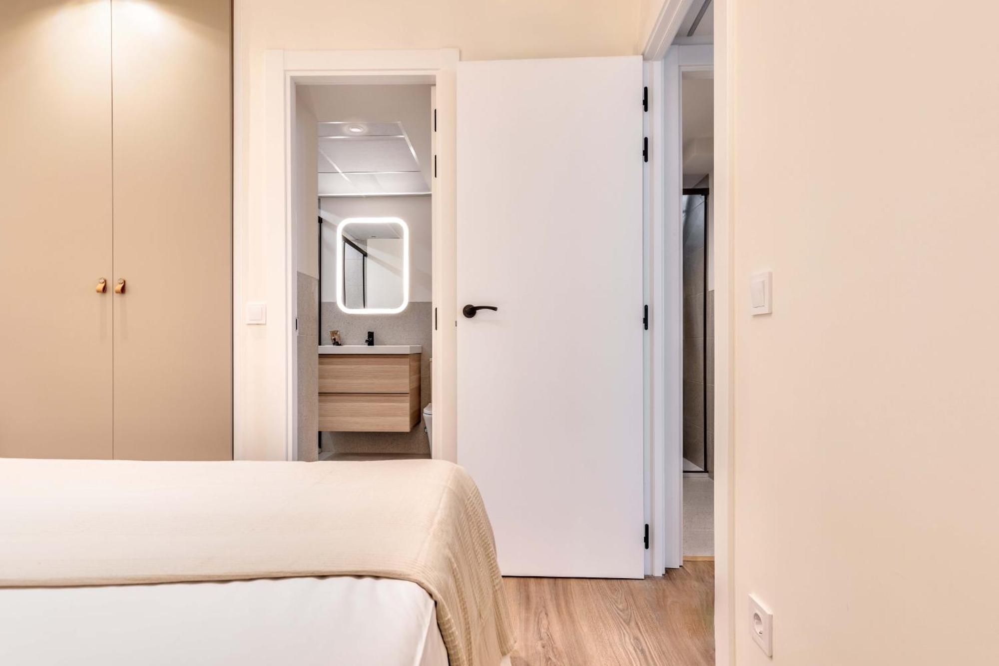 Apartamento Auditorio III En Мадрид Экстерьер фото